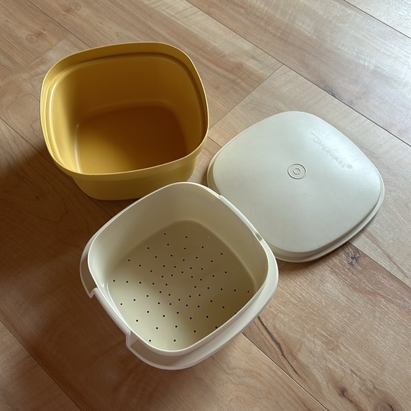 ✨Vintage✨ Tupperware 3 Piece Steamer - Picture 2 of 3